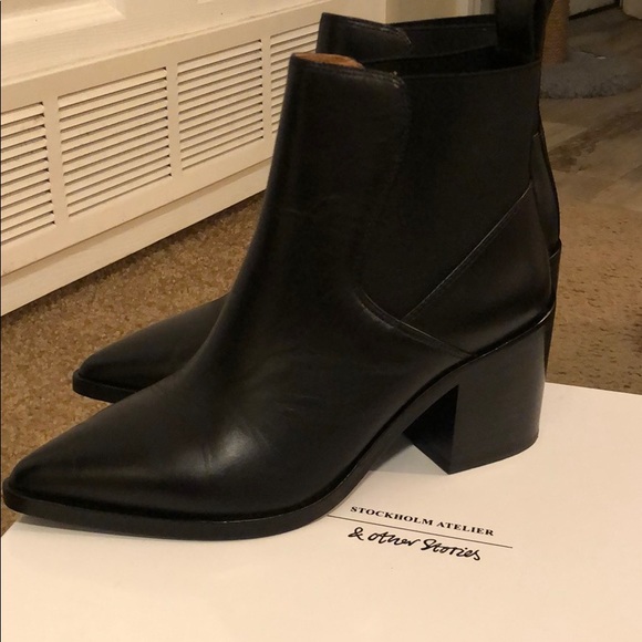 & Other Stories Shoes - & Other Stories in box 💯LEATHER Chelsea boots